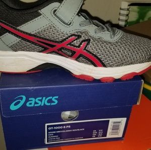 Boys Asics